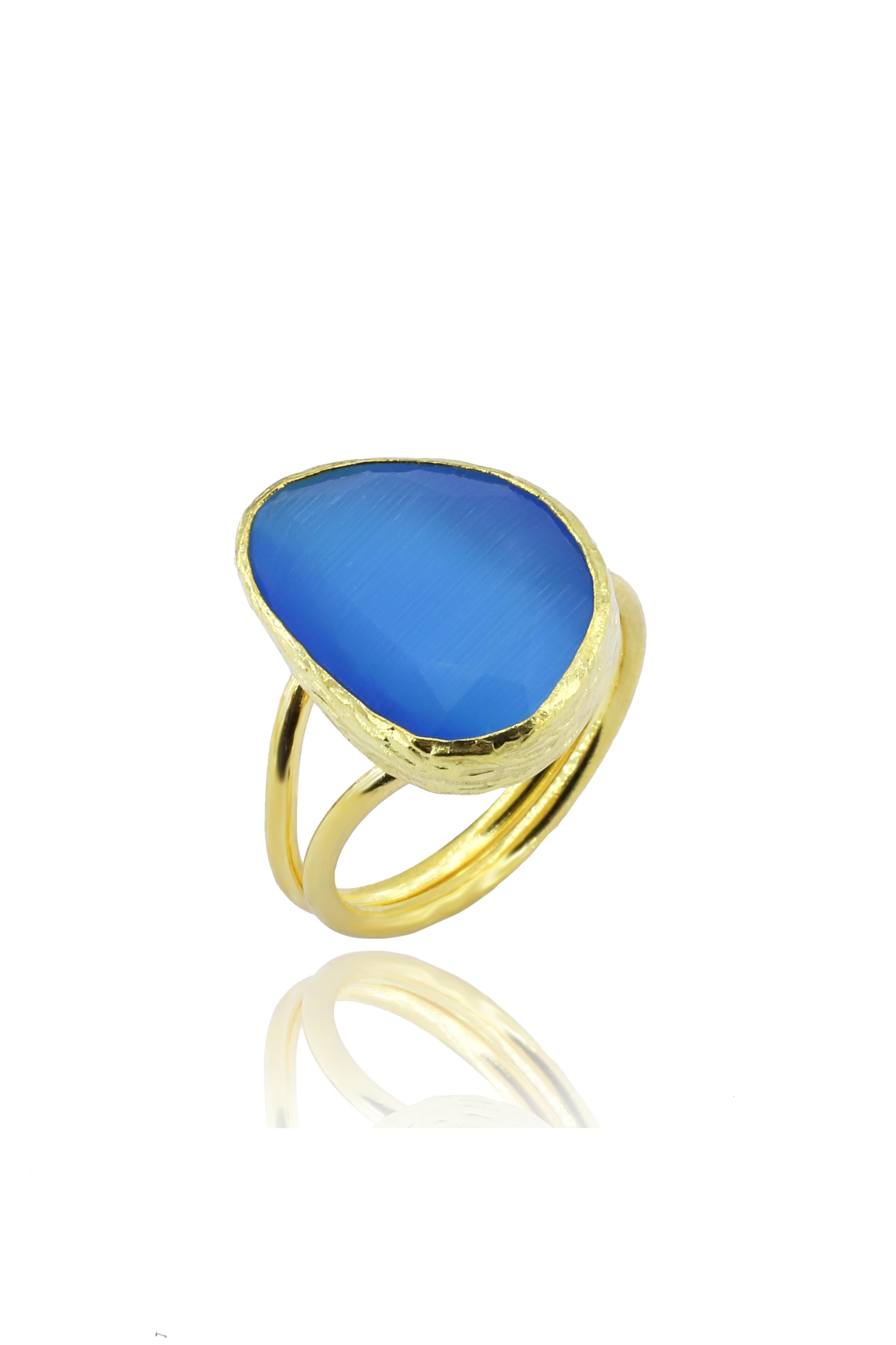 Sun Stone Cat's Eye Bean Cut Blue 22K Gold Gold Yellow Plated Women's Ring