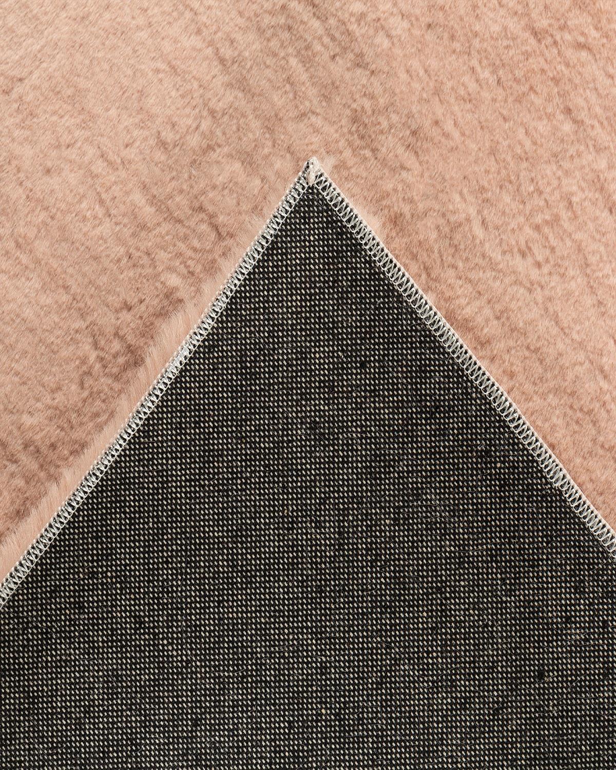 Jassrug Fuzzy Fur Carpet 80x150 Powder