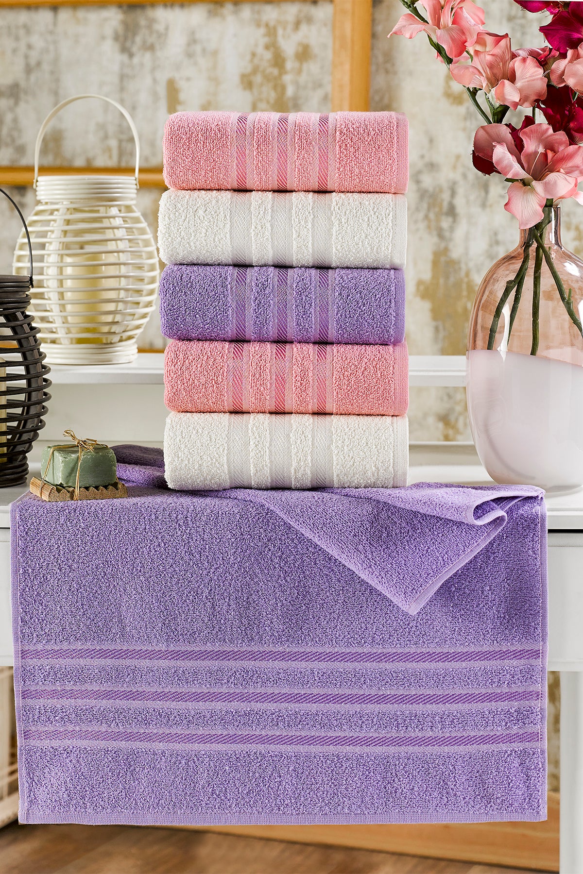 Elevate Your Bathroom with Semecca's Lia Bordürü 6-Piece Towel Set in Blush, Powder, and Cream